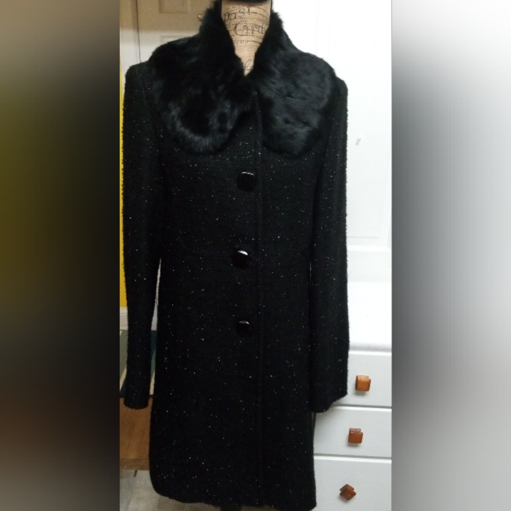 West Nine G-III Apparel Woman’s Black Rabbit Fur Collar Long Sleeve Sparkle Coat